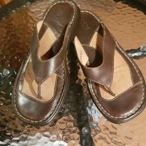 Born sandals size 7
